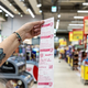 Kupci se sprašujejo, kaj se dogaja: Spar uvedel odmevno novost in pojasnil, kaj se skriva za vsem tem