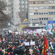 Protesti se stopnjujejo: študenti v Srbiji so se premaknili v naslednje mesto, nadaljujejo z barikadami (FOTO)