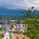 Vera v Sloveniji: Koliko Slovencev zares verjame v 'višjo silo'
