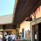 Slovenska gostilna ob reki, ki je ne boste zlahka pozabili (FOTO)