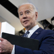 Biden napovedal nov paket vojaške pomoči Ukrajini