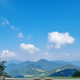 To slovensko hribovje naj bi vsebovalo zdravilno energijo (ob lepem vremenu pa vas tam čaka še nekaj prav posebnega)