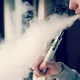Tudi elektronske cigarete večajo možnost pljučnih obolenj