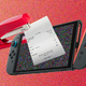 Poškodovani zasloni konzole Switch 2, ker so v trgovini s spenjalnikom nanje pritrjevali cene
