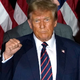 Trump znova tarča posmeha, bil je bolj oranžen kot buča