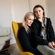 Kdo je mama Grete Thunberg? Zaradi nje ne potuje več z letalom