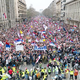Česa ne vidimo, ko gledamo Vučićevo Srbijo. In zakaj bi nas moralo skrbeti tudi v Sloveniji.