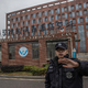 Znanstveniki prikrivali resnico o laboratorijskem izvoru koronavirusa v Wuhanu?