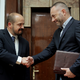 Je minister Loredan najbolj razumen del vlade? O koncesijah na “isti valovni” z Janševim ministrom
