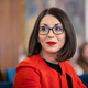 Afera ministrice Stojmenove Duh z nakupom računalnikov se še ni ohladila, pa se je že razplamtela nova!