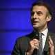 “Sredinski” Macron je osramočen: njegov migracijski pakt je podprla Marine Le Pen!