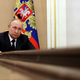 Putin naj bi imel raka ali Parkinsonovo bolezen