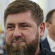 Video: Kadirov iz kome naravnost na sprehod po parku?
