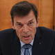 Minister Logaj s pobudniki peticije o omejitvi uporabe telefonov v šolah