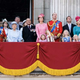 Ali veste za priimek britanske kraljice?