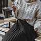 7 čudovitih zimskih outfitov s krili (da ne bomo samo v hlačah)