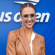 Takole je Jessica Alba stilirala svojo belo poletno obleko v jesenski videz