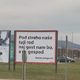 Simon Gregorčič z verzom, ki je za suverene Slovence svetinja: “Pod streho našo tuji rod naj gost nam bo, a ne gospod.”