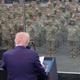 Trump na vojaški paradi obljubil še močnejše ZDA, medtem množični protesti po vseh ZDA