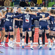 Slovenke s pogledom proti SP