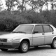 Admiralska ladja s kovčkom namesto predala