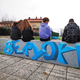 Mladi umetniki so z barvami vdihnili življenje bertoškemu igrišču