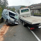 Nesreča za dve uri zaprla cesto