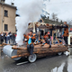 Na 27. povorki Pust je pršu kljub dežju obilo smeha in zabave (FOTO)
