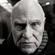 Umrl Richard Serra, eden od največjih sodobnih kiparjev