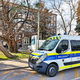 Po napadu z razbito steklenico kot v klavnici