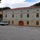 Občina za 799.504 evre prodaja nepremičnino na naslovu Glavni trg 1 - Trška lepotica že dobra tri leta sameva