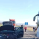 Pri Čedadu čelno trčila avtomobil in poln turistični avtobus