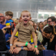 Nekdo je ubil Spider-mana: Max Pezzali razprodal Bonifiko (FOTOGALERIJA)