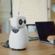Reachy Mini: Odprtokodni robot, ki ga lahko sestaviš sam!