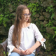 Sledi korakov: mlada glasbenica Lea Koban (VIDEO)