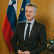 Božiček prinesel darilo Golobu: podpora vladi nehala padati