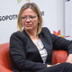 Ministrici je dovolj laži: razvpiti Mitja Kunstelj je Sanjo Ajanović Hovnik obtožil, da je preprodajala droge, zdaj ga bo tožila!