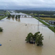Tudi na Hrvaškem poplave in evakuacije; migrante iz Afganistana rešili pred utopitvijo