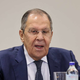Lavrov dal vedeti, kdaj bo konec vojne v Ukrajini