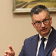 Naša desnica tako prisega na načela – naslednje leto lahko v Lepeno povabi še podpornike ruske agresije in bodo govorili o miru