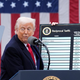 Sto dni zlohotnosti: kako je Donald Trump Ameriko postavil na glavo