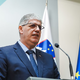 To opozicija očita ministru Poklukarju