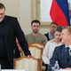 Golob naj udari po mizi in naredi red na ministrstvu Simona Maljevca!