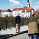 Decembra vabijo Mestne promenade in oddaja Slovenski likovni simboli