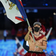 Umakni se, Pita Taufatofua, novi razgaljeni, naoljeni zastavonoša je Nathan iz Samoe