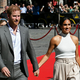 Harry med promocijo v Düsseldorfu navdušil z nemščino, Meghan nagovorila mlade voditelje