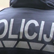 Policistka na nujni vožnji povzročila prometno nesrečo