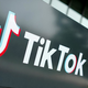 Moški prijet zaradi nadlegovanja mladoletnih na TikToku