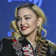 Namigi, da bodo na Glastonburyju nastopili Madonna, Dua Lipa in Coldplay, niso resnični