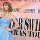 Taylor Swift odkrito: "Večino ljudi v svojem življenju sem odrinila, ker nikomur nisem več zaupala"